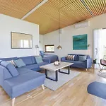 Four-bedroom In 宝可波